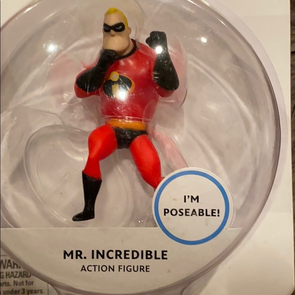 NEW Revoltech Disney Pixar Mr Incredible miniature action figure - Picture 2 of 5
